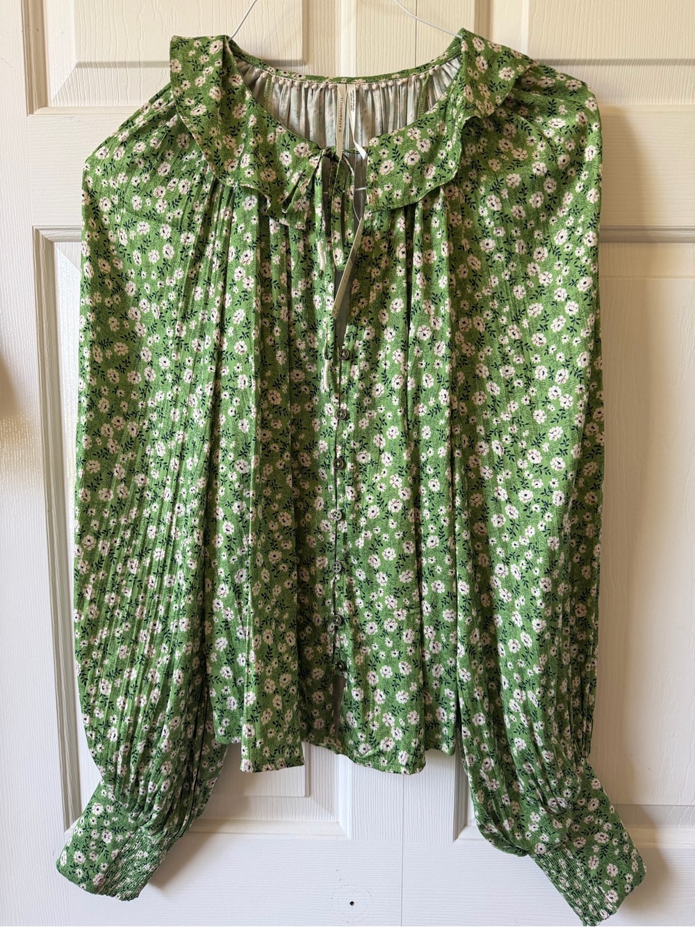 Anthropologie Button-Front Peasant Blouse Green Floral Satin NWT Size M - Picture 4 of 7